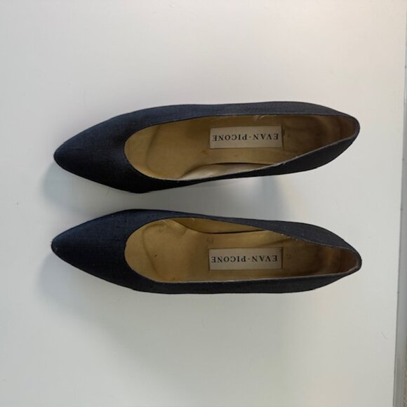 VINTAGE EVAN-PICONE (HAND MADE IN SPAIN) NAVY SOFT FABRIC HIGHHEEL PUMP Size 7.5 - Picture 4 of 7